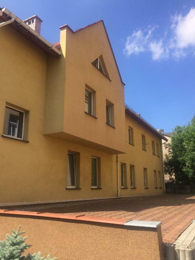 Pilgrims Place Hostel Częstochowa Kültér fotó